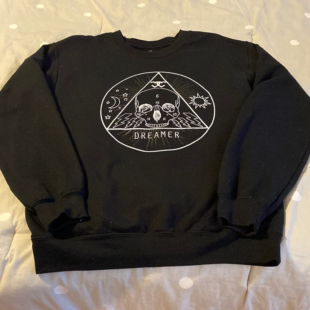 Dreamer skull sweatshirt